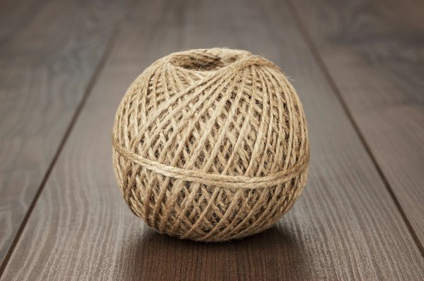 Which Material Is Best for a Long-Lasting Cookie Sheet?